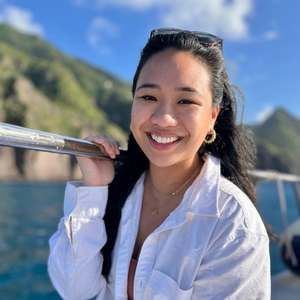 Meet your Posher, Daniela